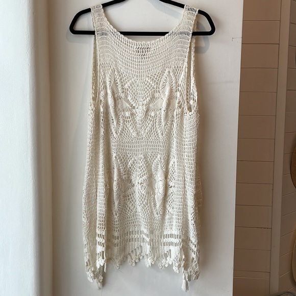 Tamara Cruz cover up - Picture 3 of 4